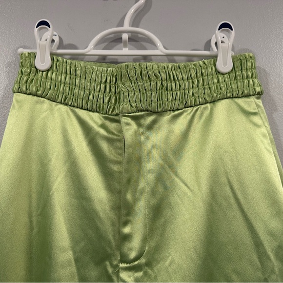 ALIÉTTE Women's Green Satin Front Zipper Closure Retro Wide Leg Pants 2 - Picture 2 of 12